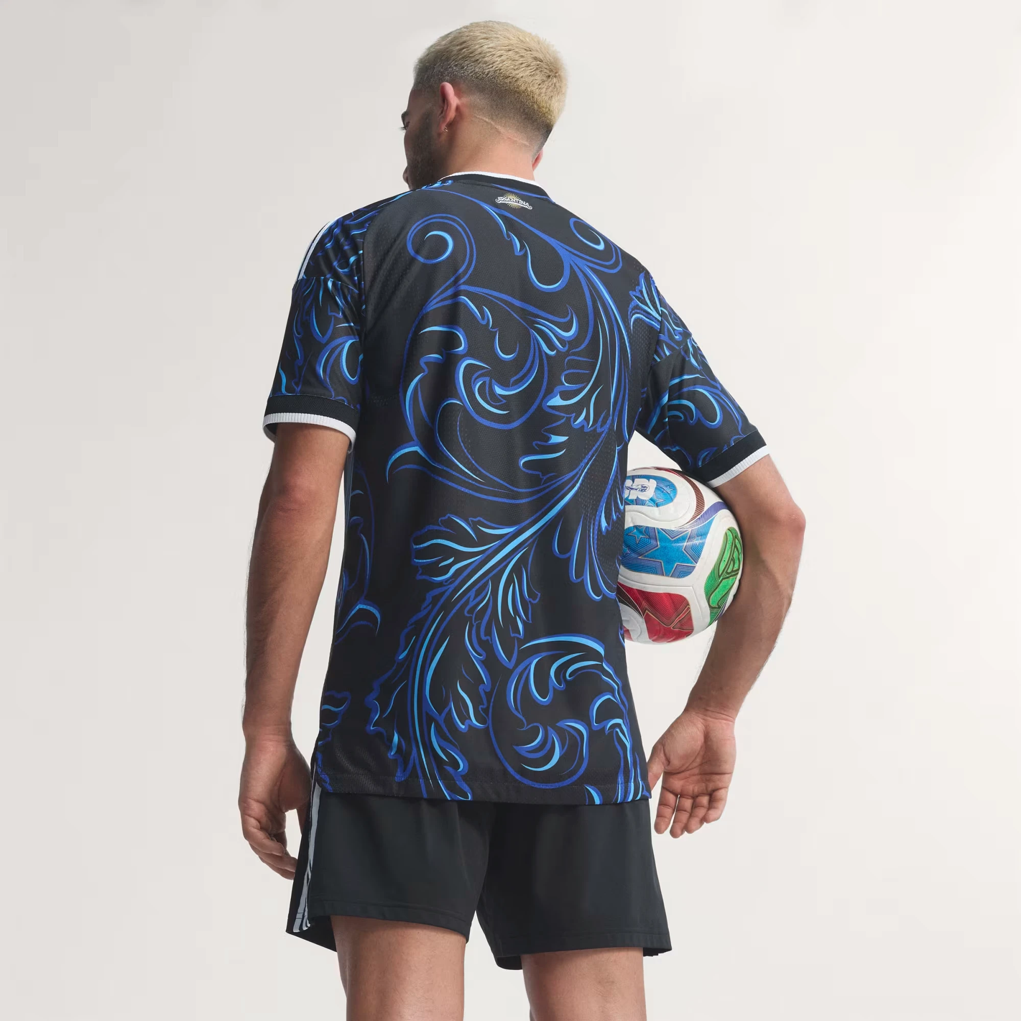 Camiseta Alternativa Selección Argentina 26 Versión Jugador - Image 6